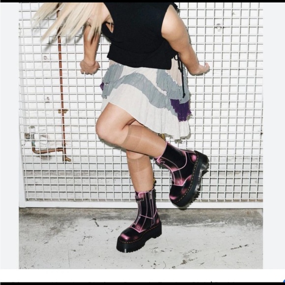 Dr. Martens Black and Pink zipper Platform Boots Sz 8 - Picture 3 of 4